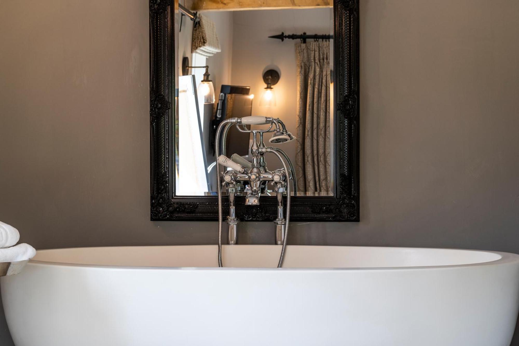 Eagle Mill Luxury Rooms Χάντινγκτον Δωμάτιο φωτογραφία